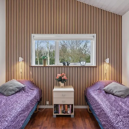 Andrea - 1-4km From The Sea By Interhome