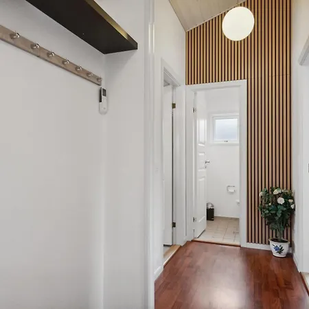 Andrea - 1-4km From The Sea By Interhome * Hals
